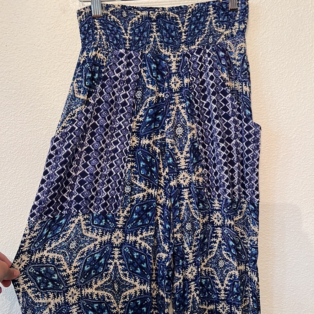 //BAND OF GYPSIES// Flowy Patterned Fun Pants - Picture 2 of 6